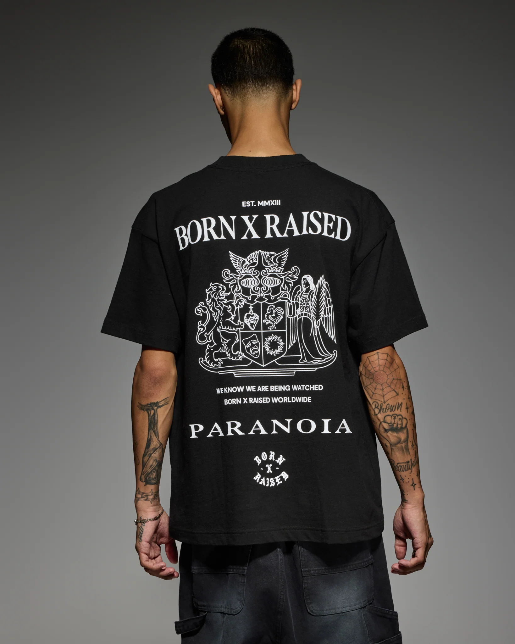 PARANOIA CREST TEE: BLACK - Image 5